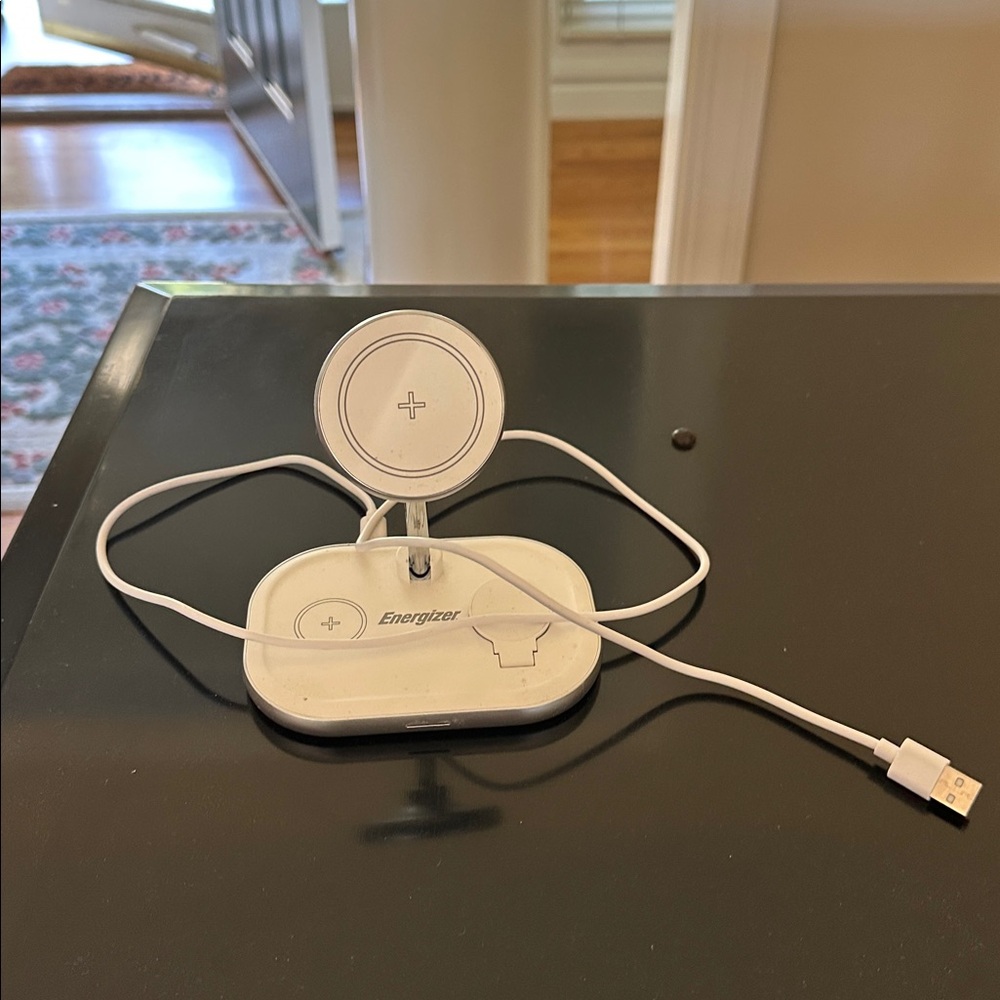 Energizer White Wireless Charger